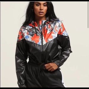 Nike pullover rain jacket